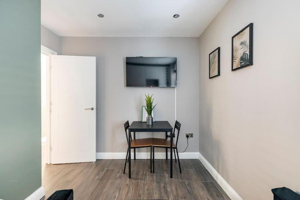 Beautiful Brighton Apartment, 5Min Walk To Beach Exterior foto